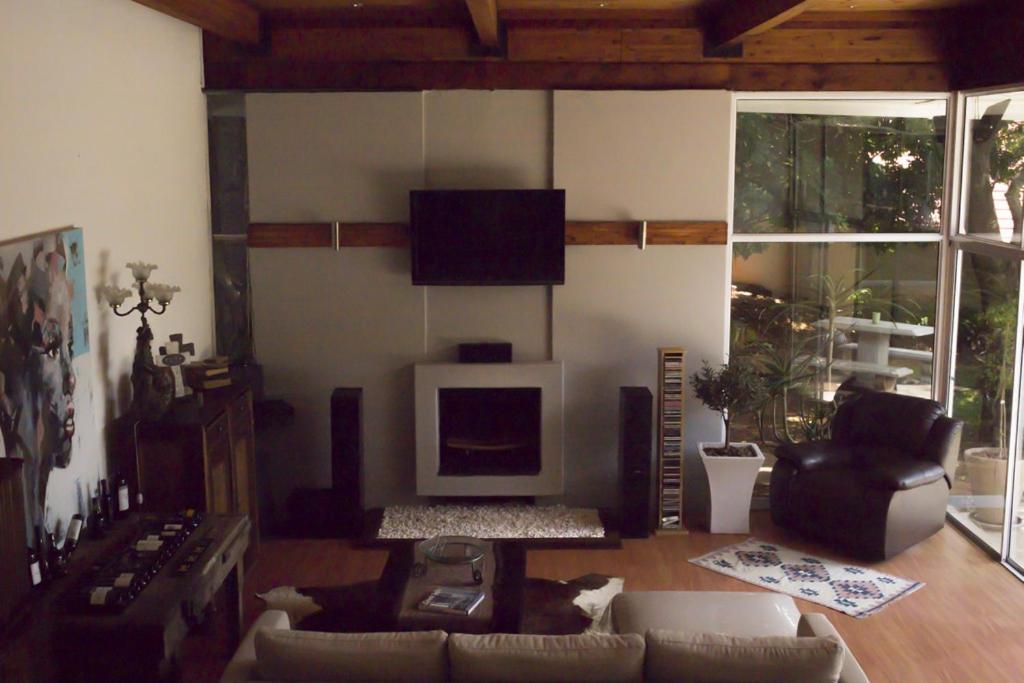 Luxury Upmarket Guesthouse 20 On 4Th Rustenburg Dış mekan fotoğraf