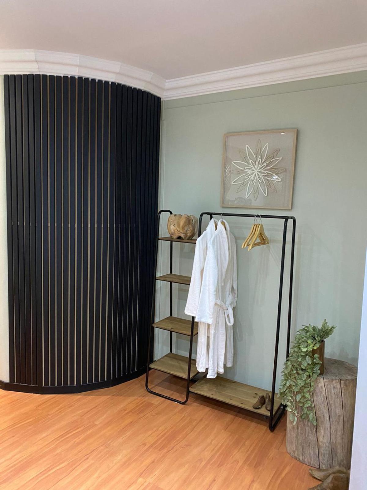 Luxury Upmarket Guesthouse 20 On 4Th Rustenburg Dış mekan fotoğraf